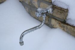 outdoor metal water faucet